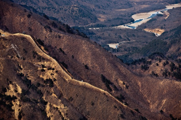 Park Jongwoo: DMZ. Demilitarized Zone of Korea
(c) 2017 Park Jongwoo
Book published by Steidl 2017