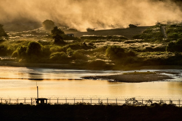 Park Jongwoo: DMZ. Demilitarized Zone of Korea
(c) 2017 Park Jongwoo
Book published by Steidl 2017