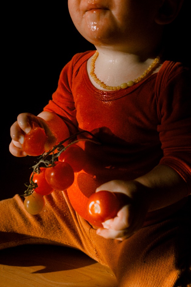 © Lisa Sorgini. The Neighbours Tomatoes, 2020, from the series, In Passing.