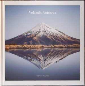 Volcanic Aotearoa by Stephen Milner